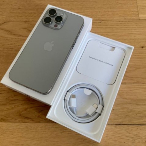 Meet your Posher, Kennedy - Picture 5 of 6